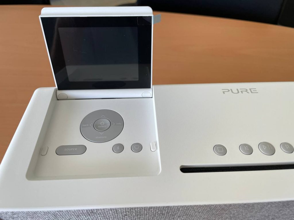 Das Display des Pure Evoke Home Internetradios