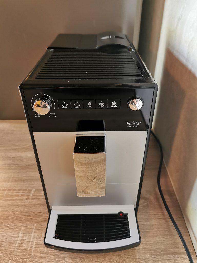 Melitta Purista Series 300 Kaffeevollautomat Frontansicht nah