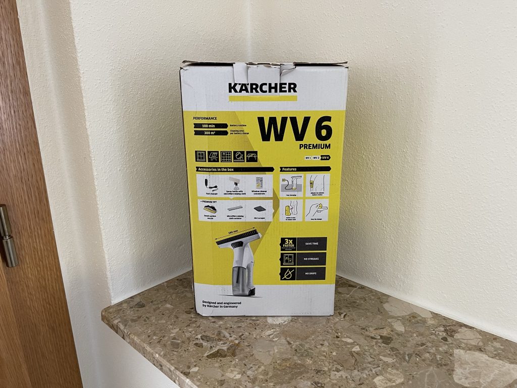 Der Karton des Kärcher WV 6 Premium Fenstersaugers