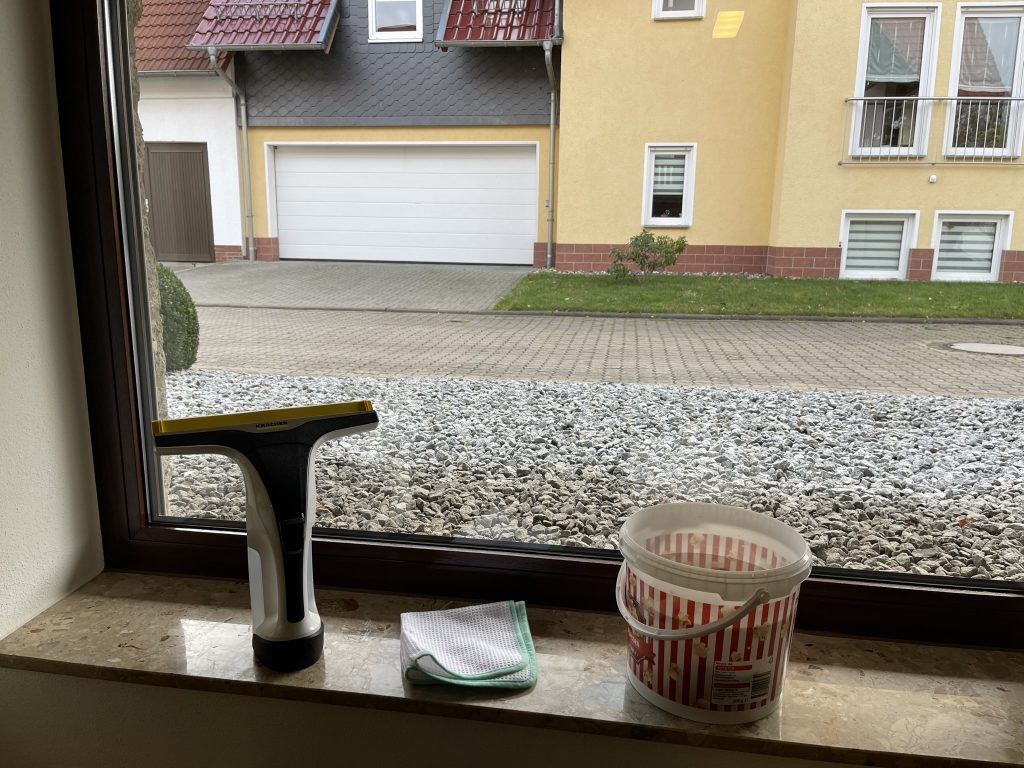 Das Arbeitsergebnis des Kärcher WV 6 Premium Fenstersaugers