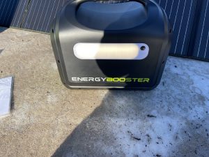 Energybooster Powerstation L LED-Lampe ein