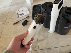 Der Handgriff des Tineco Carpet One Spot Waschsaugers