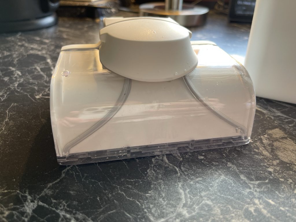 Die Turbobürste des Tineco Carpet One Spot Waschsaugers nach der Reinigung