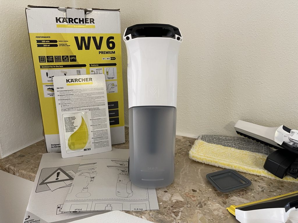 Die Rückseite des Kärcher WV 6 Premium Fenstersaugers