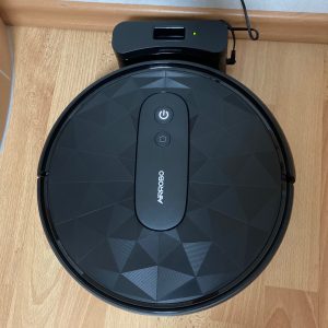 AIRROBO P20 an Ladestation