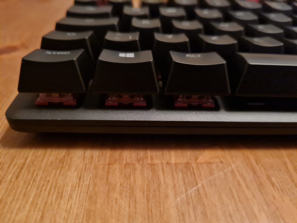 HyperX Alloy Origins Core Tastatur Red Switches von vorne