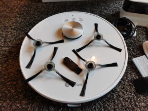 Lefant M1 Saugroboter Lieferumfang Bürsten