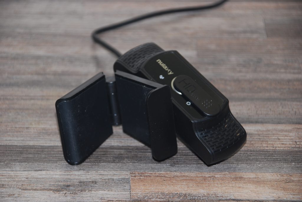 Nulaxy C900 liegend