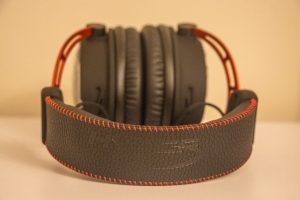 Oberseite HyperX Cloud Alpha Wireless Gaming-Headset