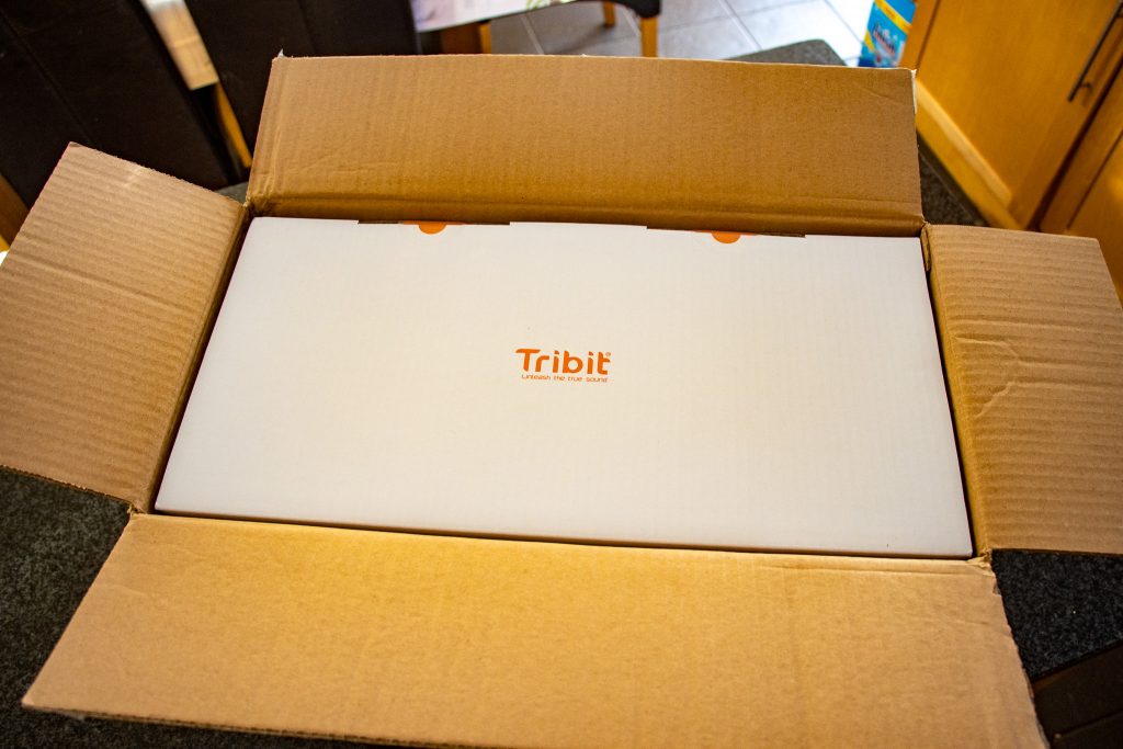 Tribit StormBox Blast Bluetooth-Lautsprecher Verpackung geöffnet