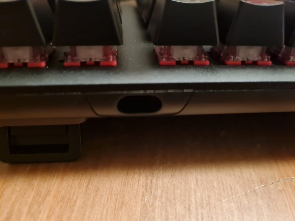 USB-C-Anschluss der HyperX Alloy Origins Core Tastatur