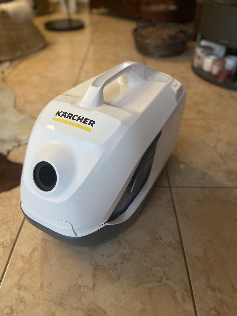 Kärcher DS6 Premium Staubsauger von vorne