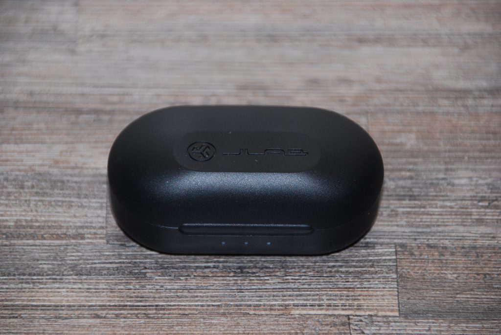Jlab JBuds Air Pro Ladeschale geschlossen