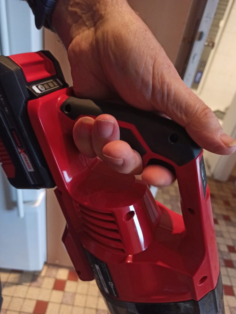 Einhell TE-SV 18 Li Akku-Staubsauger Knopf