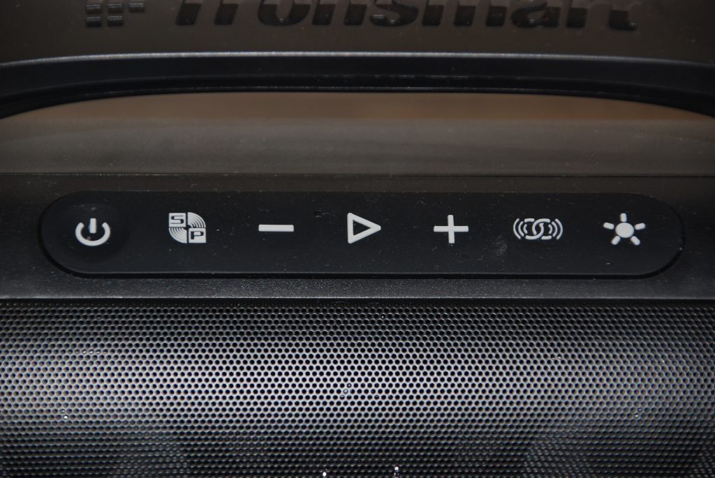 Tronsmart Bang SE Bluetooth-Lautsprecher Bedienfeld