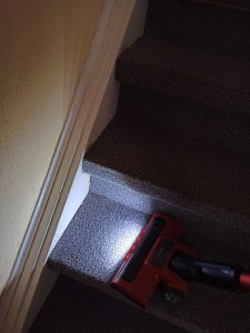 Einhell TE-SV 18 Li Akku-Staubsauger Treppe mit LED