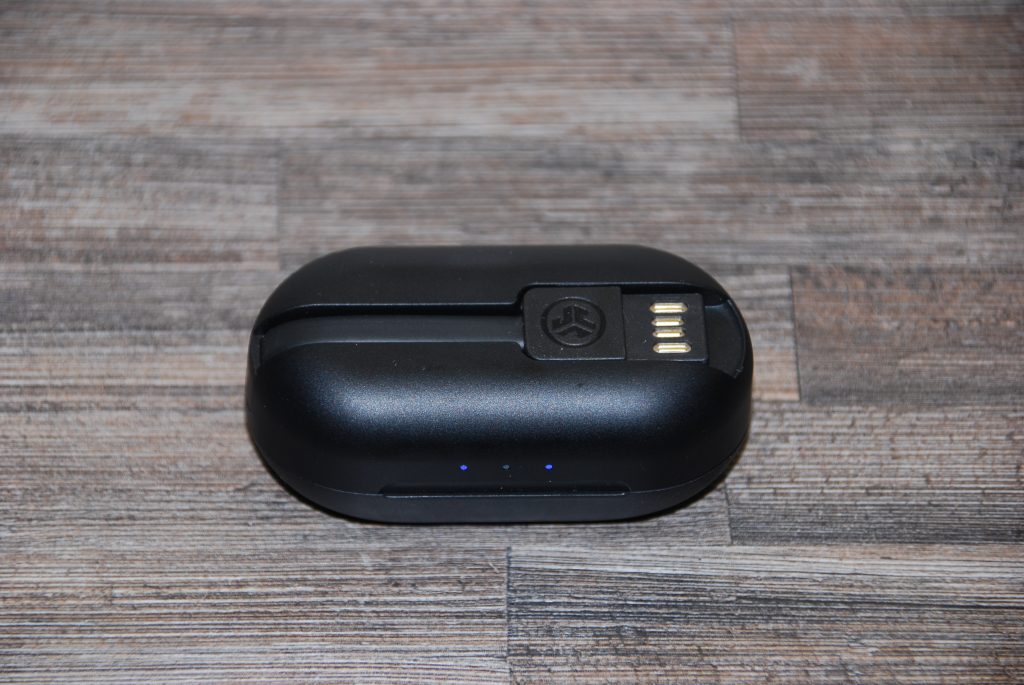 Jlab JBuds Air Pro Ladeschale Rückseite