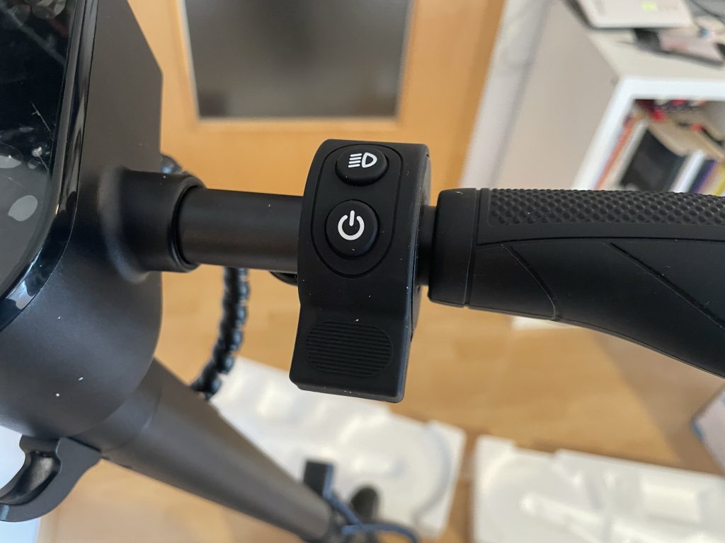 Trittbrett Kalle Elektro-Scooter Schalter rechts