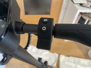 Trittbrett Kalle Elektro-Scooter Schalter rechts