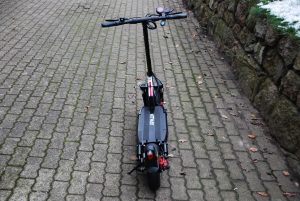 Hitway H5 Elektro-Scooter Rückansicht