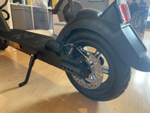 Trittbrett Kalle Elektro-Scooter Bowdenzug Bremse