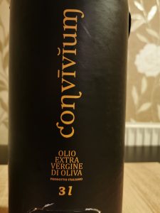Convivium Olivenöl Verpackung Detail