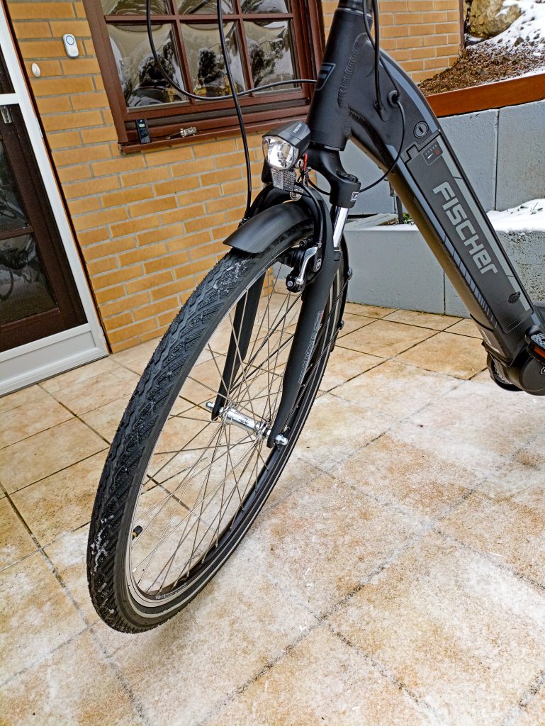 FISCHER E-Bike City CITA 4.1i Ansicht Vorderrad (2)
