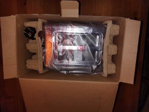 Fakir Calypso Taoster in der Verpackung mit offenem Deckel
