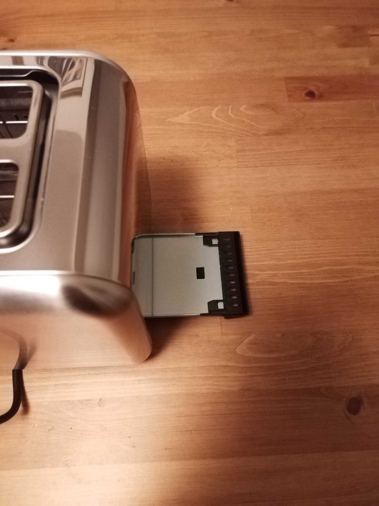 Fakir Calypso Toaster mit ausgefahrener Krümelschublade