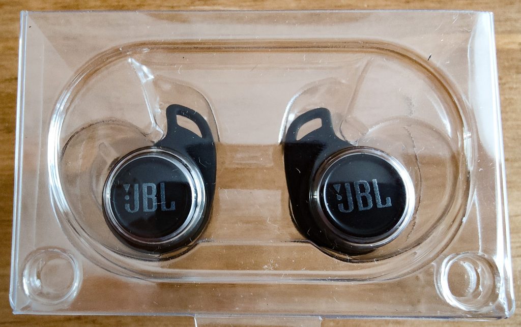 JBL Reflect Aero In-Ear-Kopfhörer Plastikverpackung