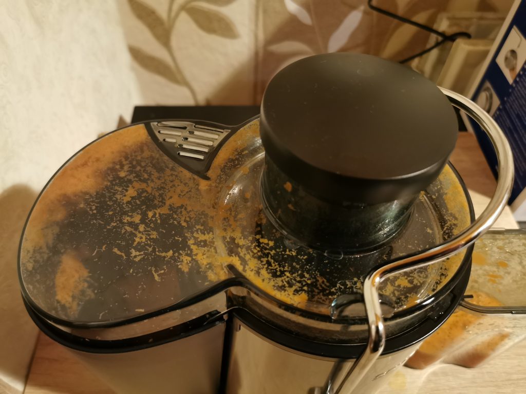 Severin Entsafter ES 3566 Möhren auspressen