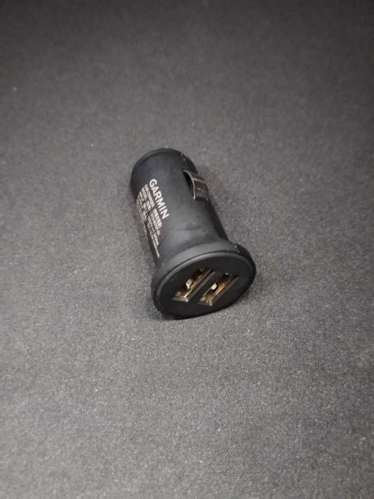 12-Volt-Adapter der Garmin 57 Dashcam