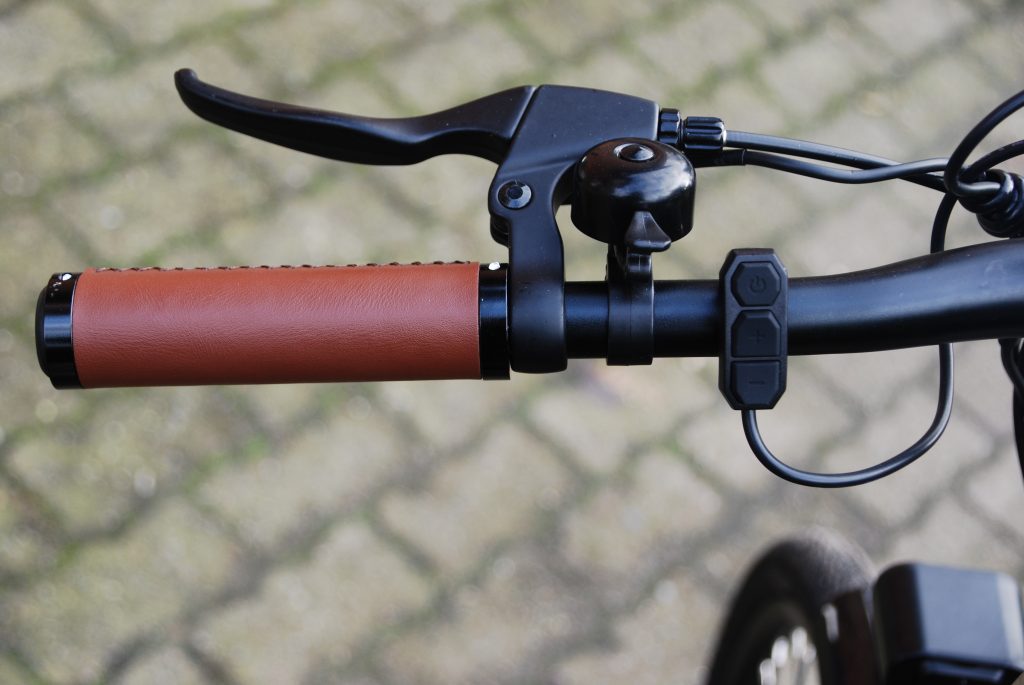 Fafrees F26 Pro E-Bike Lenker links