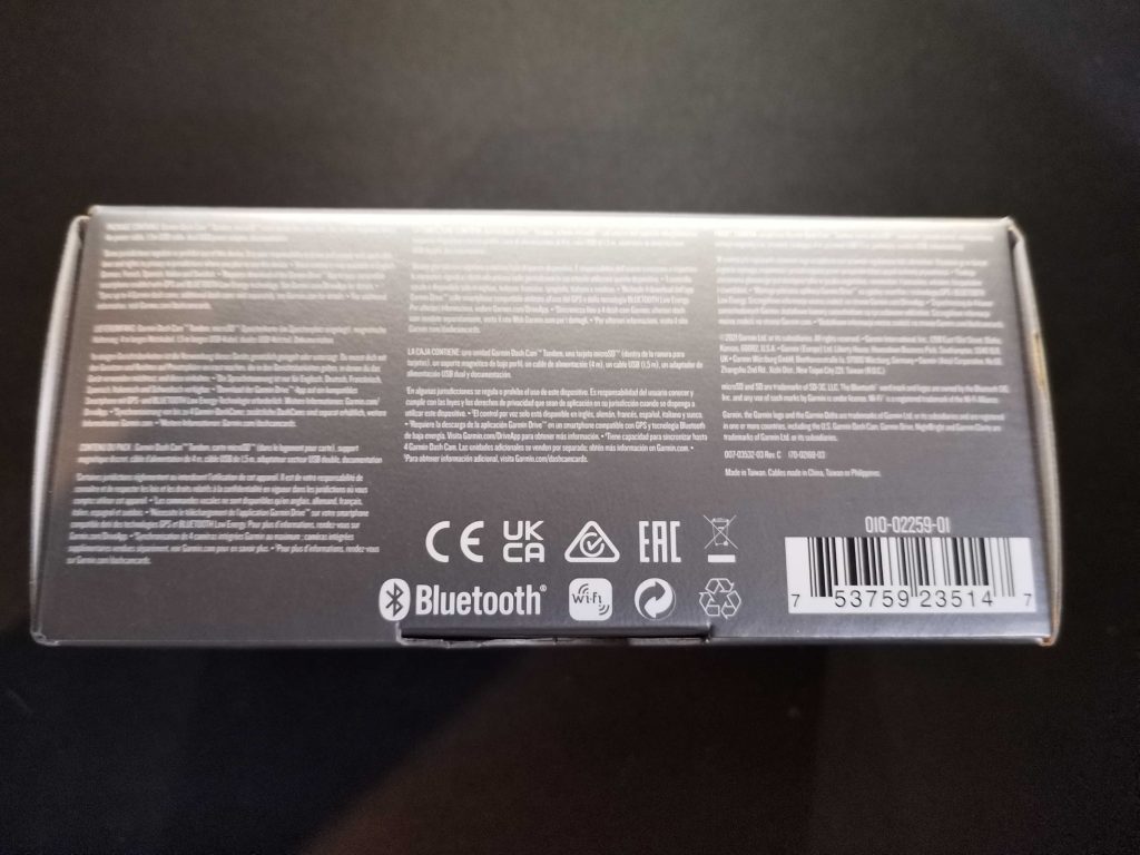 Garmin Tandem Dashcam Verpackung von unten