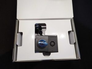 Garmin Tandem Dashcam in der Verpackung