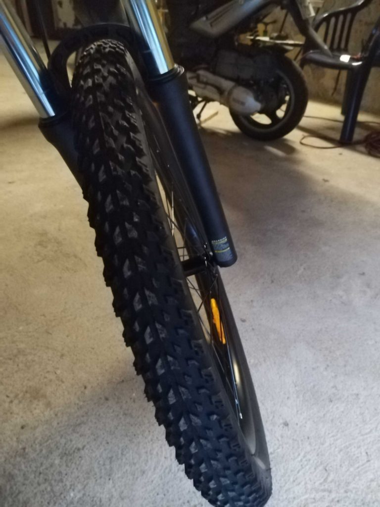 Offroad-Bereifung des Jeep MHR 7000 E-Bikes
