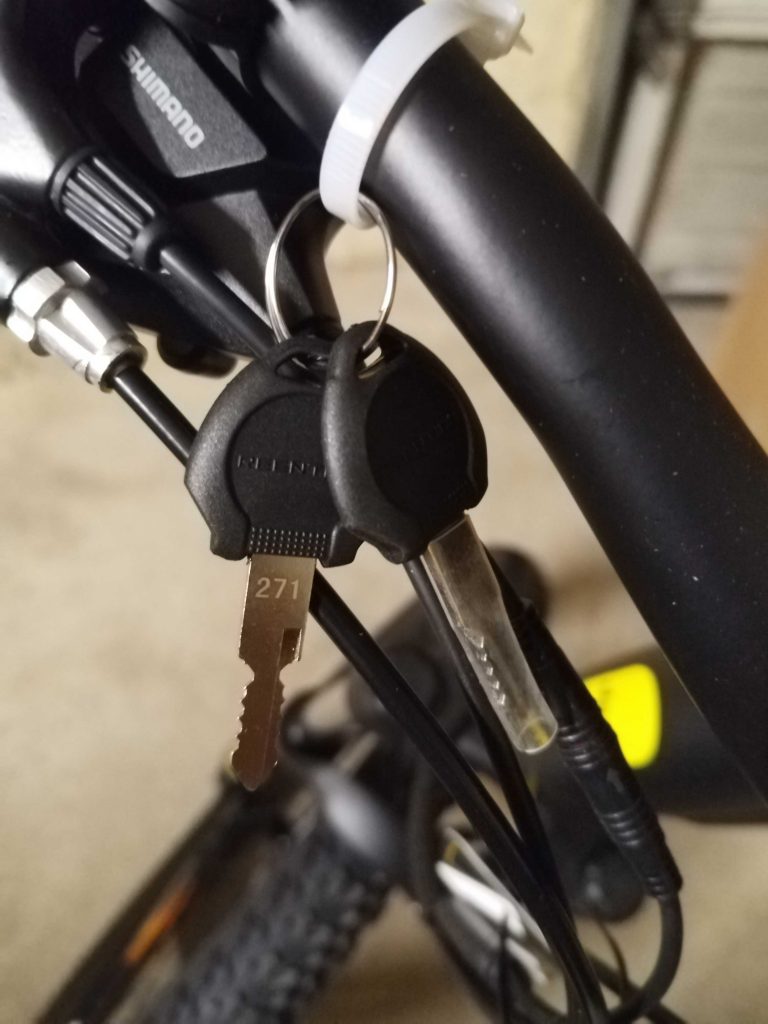 Schlüssel des Jeep MHR 7000 E-Bike (werksseitig am Lenker befestigt)