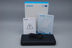 Anker 325 Powerbank mit Packung und Kabel