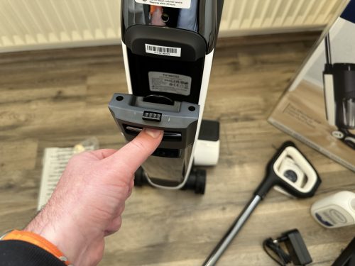 Tineco-Floor-ONE-S7-PRO-frischwassertank