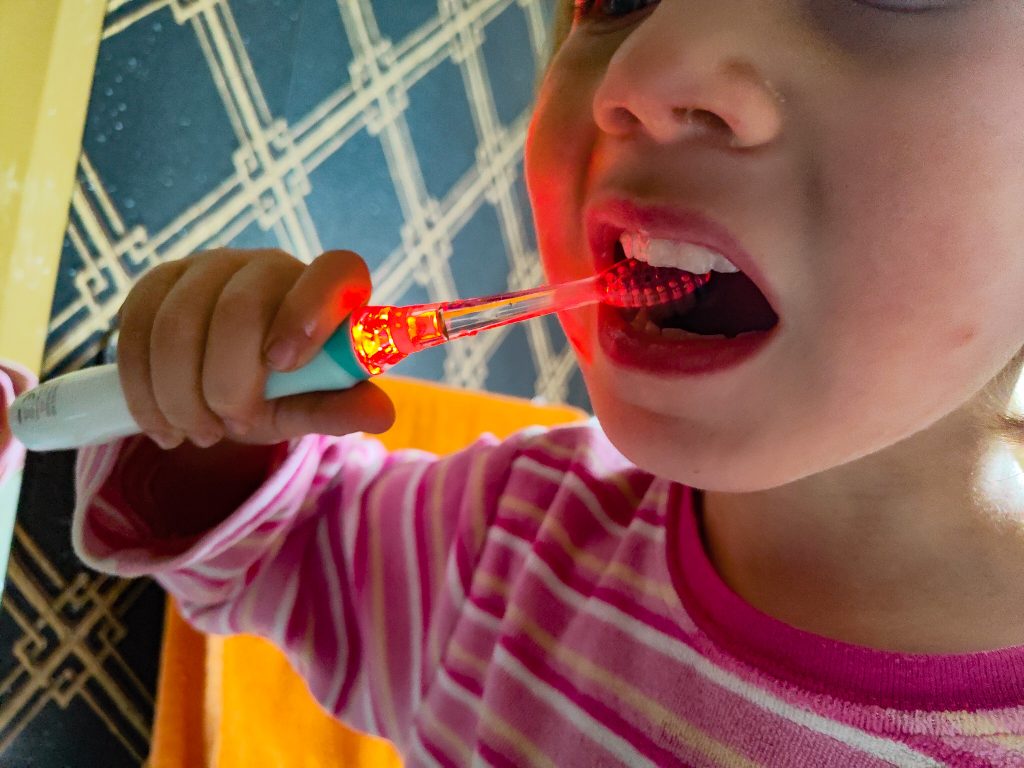 Dada-Tech DT-K6 Elektrische Zahnbürste für Kinder im Test