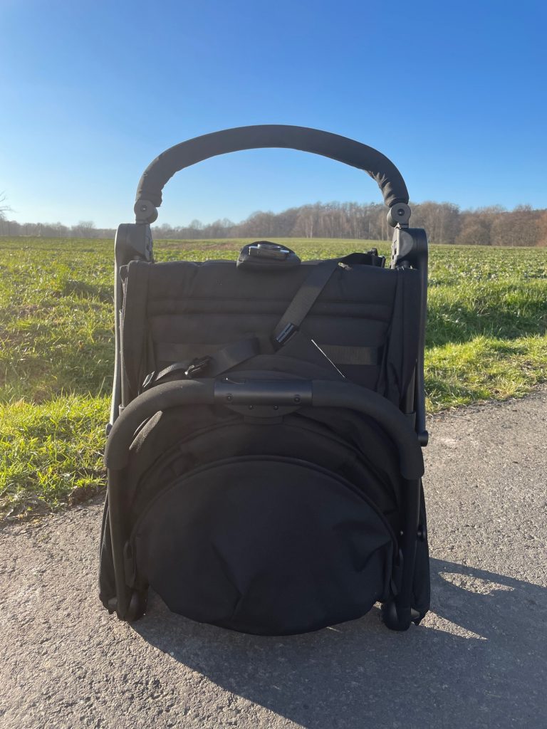 Hamilton by Yoop S1 Plus Kinderwagen zusammengeklappt