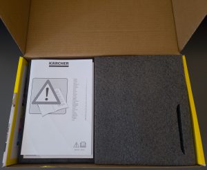 Kärcher CVH 2 Premium Handstaubsauger Verpackung geöffnet