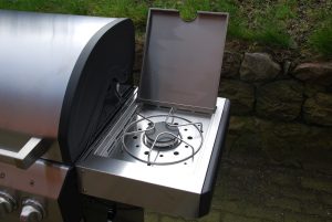 Burnhard Big Fred Deulxe Gasgrill Seitenbrenner offen