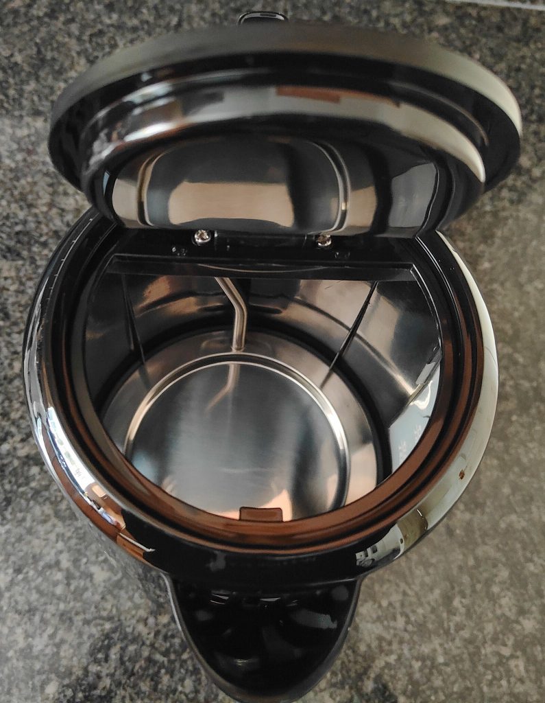 AEG EWA 3700 Wasserkocher geöffnet