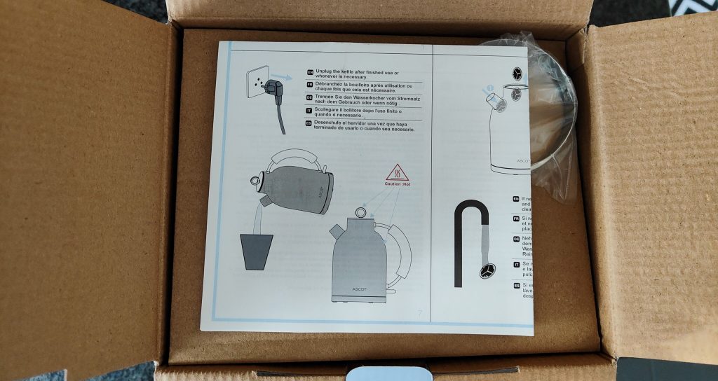 Ascot Edelstahl-Wasserkocher Verpackung offen