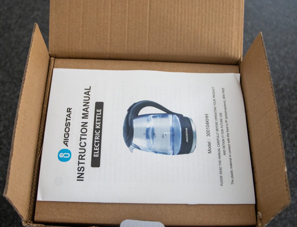 Wasserkocher Aigostar Adam Verpackung geöffnet