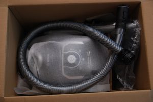 Bosch Serie 8 Staubsauger Karton innen