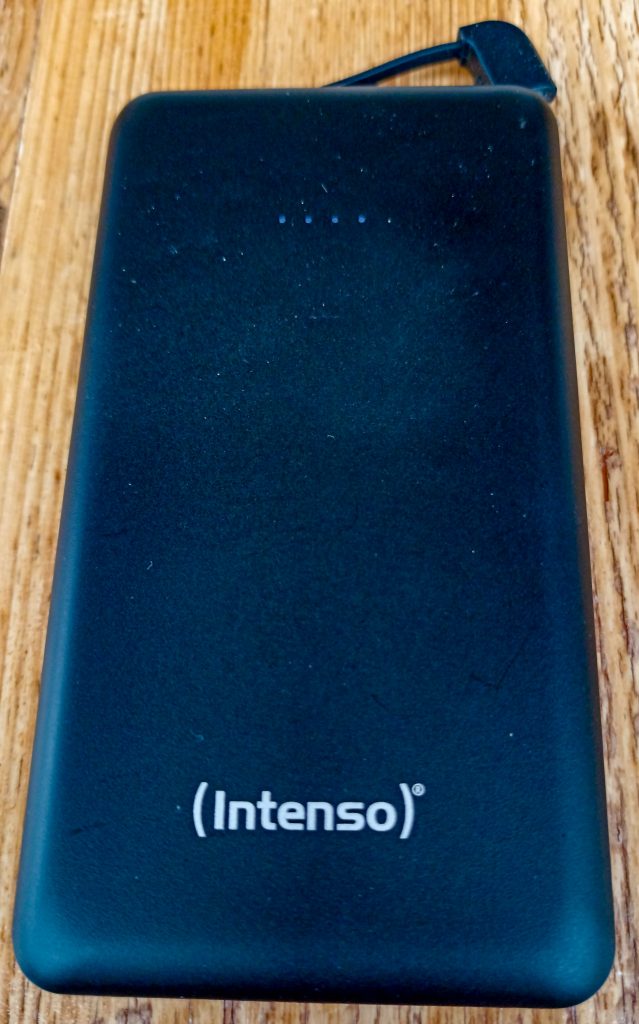 Intenso S10000 Powerbank von oben