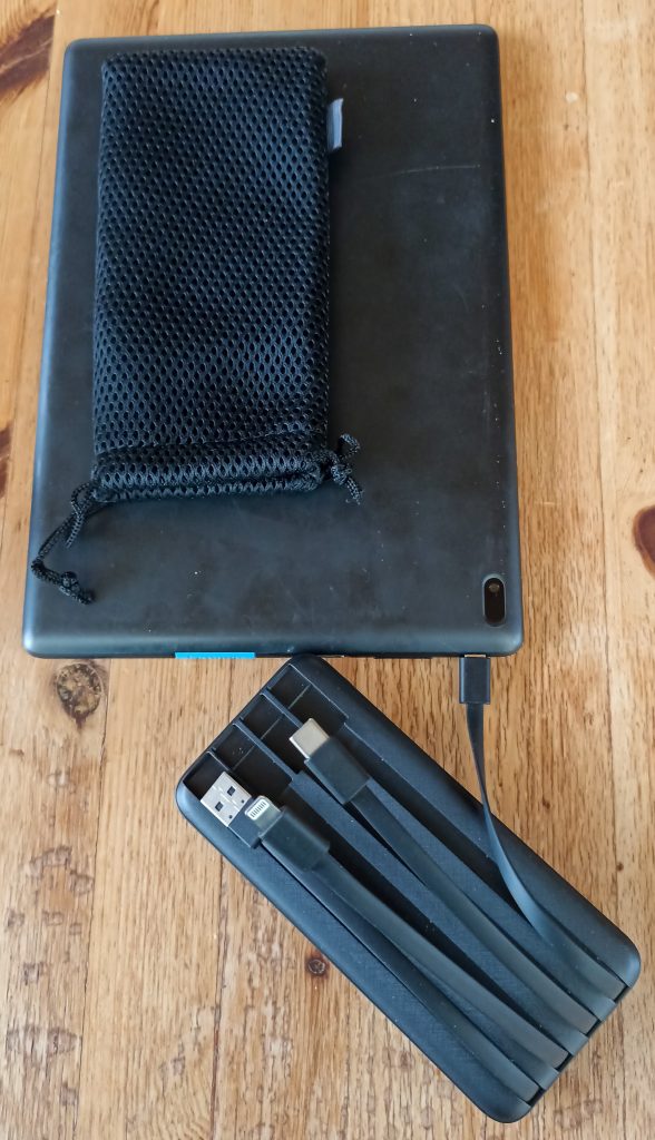 Charmast Powerbank lädt auf