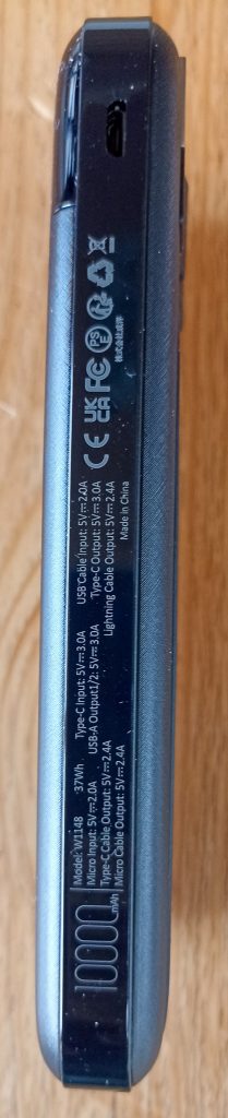 Charmast Powerbank Seitenansicht 2